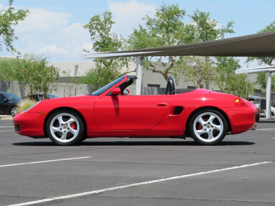 2001 Porsche 986 Boxster - Image 8 of 31