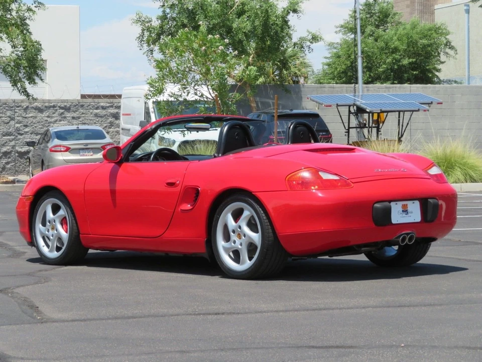 2001 Porsche 986 Boxster - Image 10 of 31