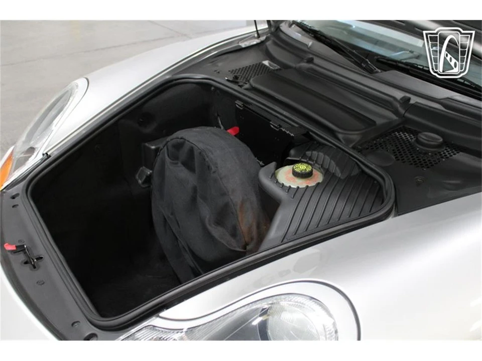 2001 Porsche 986 Boxster - Image 13 of 31