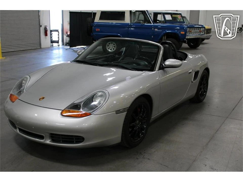 2001 Porsche 986 Boxster - Image 8 of 31