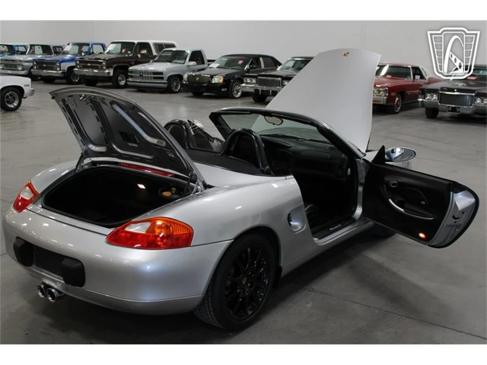 2001 Porsche 986 Boxster - Image 9 of 31