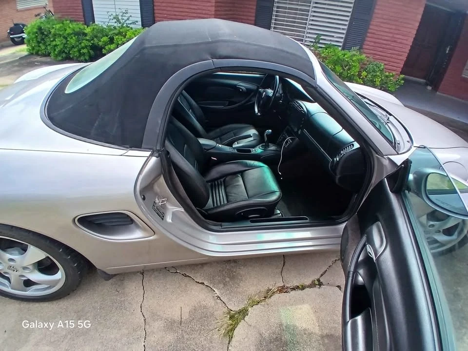2001 Porsche 986 Boxster - Image 4 of 10