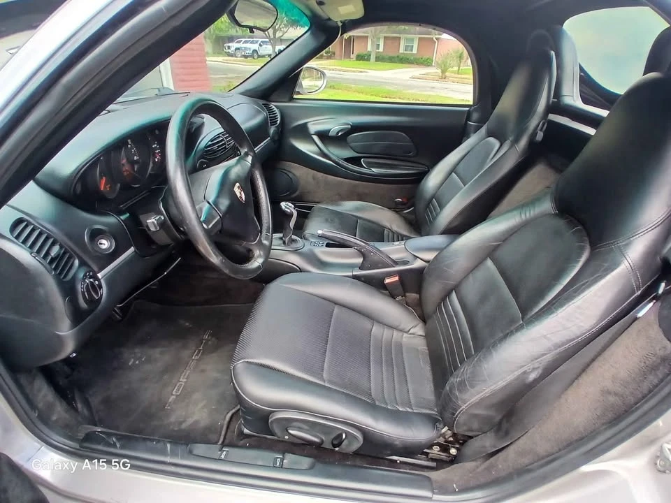2001 Porsche 986 Boxster - Image 5 of 10