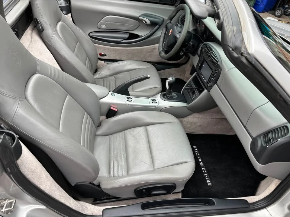 2001 Porsche 986 Boxster - Image 12 of 16