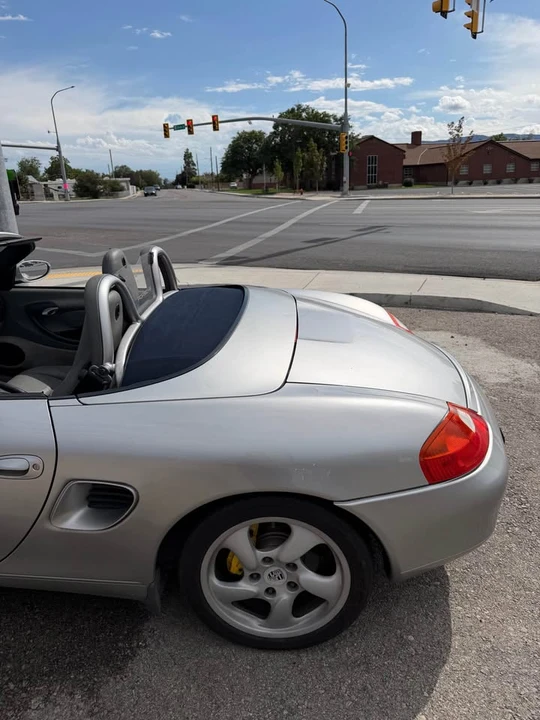 2001 Porsche 986 Boxster - Image 8 of 16