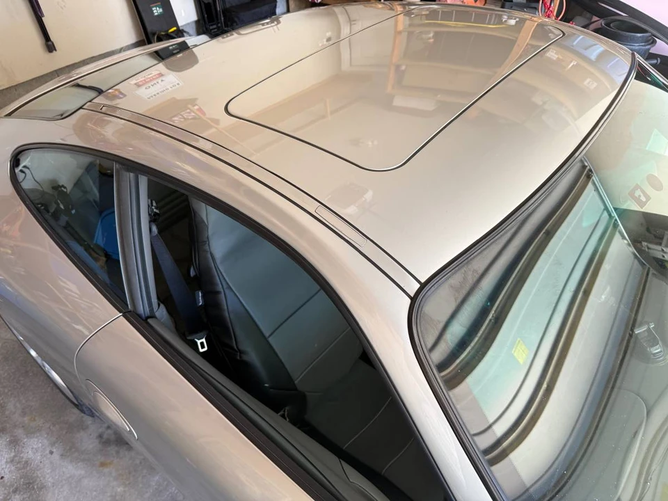 2001 Porsche 996 Carrera 4 - Image 16 of 21