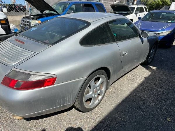 2001 Porsche 996 Carrera - Image 7 of 10