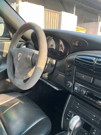 2001 Porsche 996 Carrera - Image 10 of 21