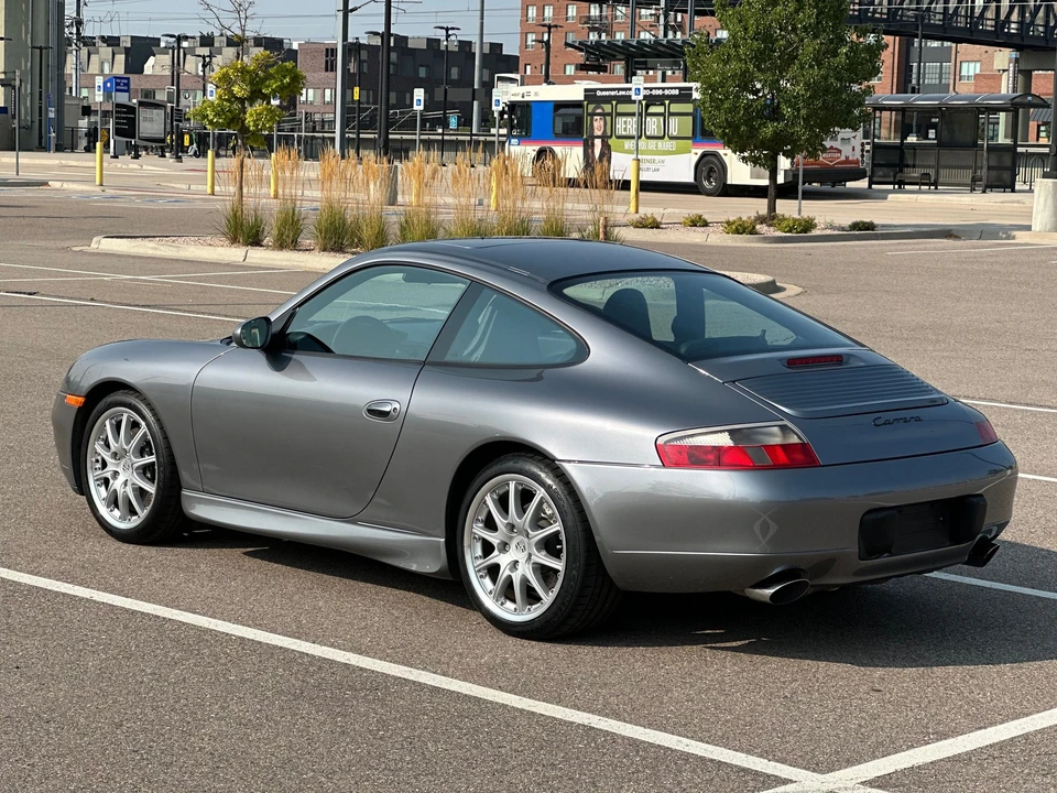 2001 Porsche 996 Carrera - Image 2 of 29