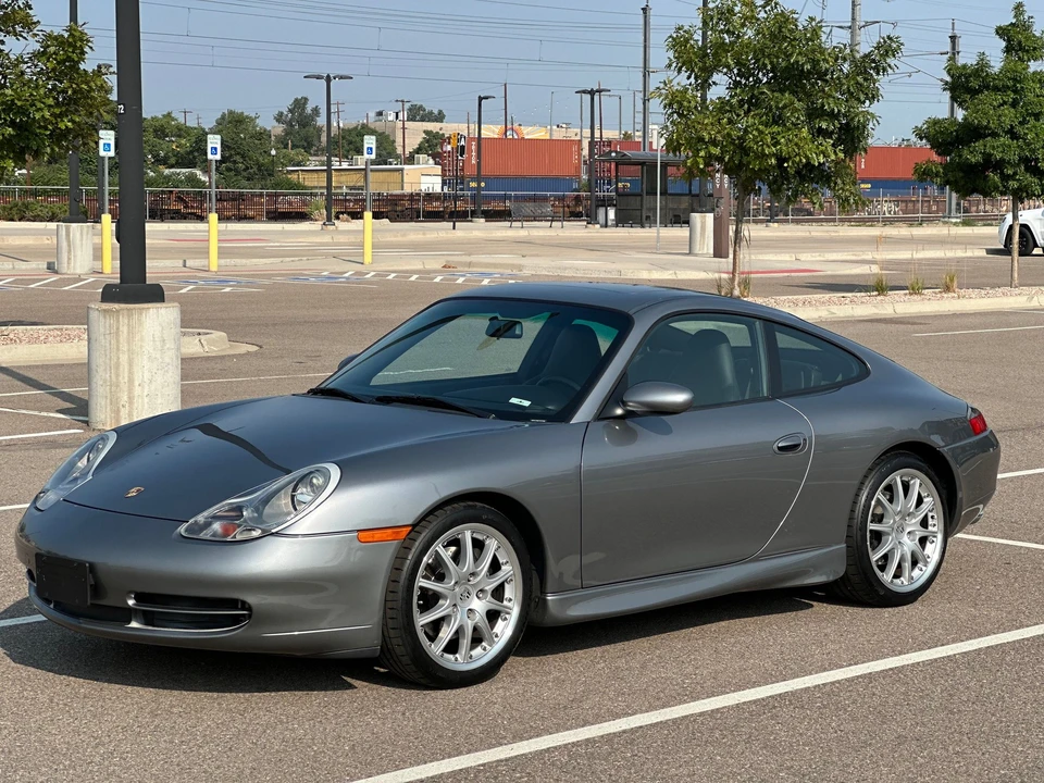 2001 Porsche 996 Carrera - Image 8 of 29