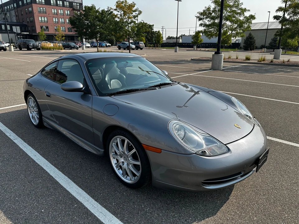2001 Porsche 996 Carrera - Image 14 of 29
