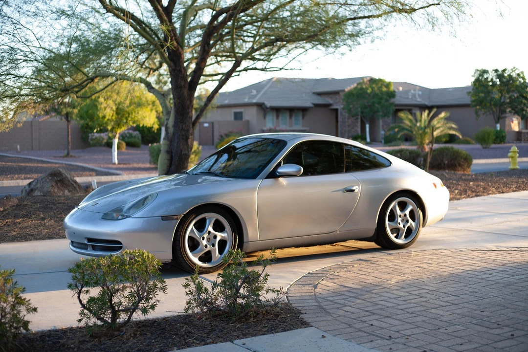 2001 Porsche 996 Carrera - Image 12 of 20