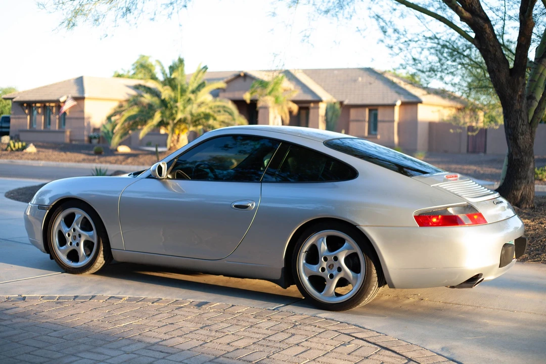 2001 Porsche 996 Carrera - Image 2 of 20
