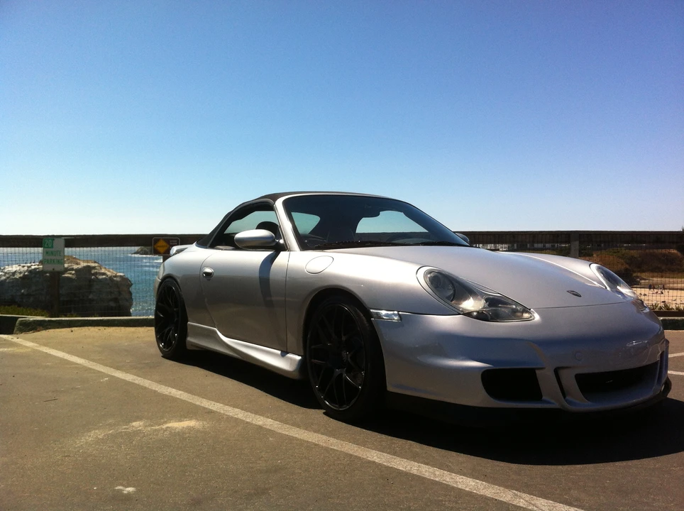 2001 Porsche 996 Carrera - Image 2 of 3