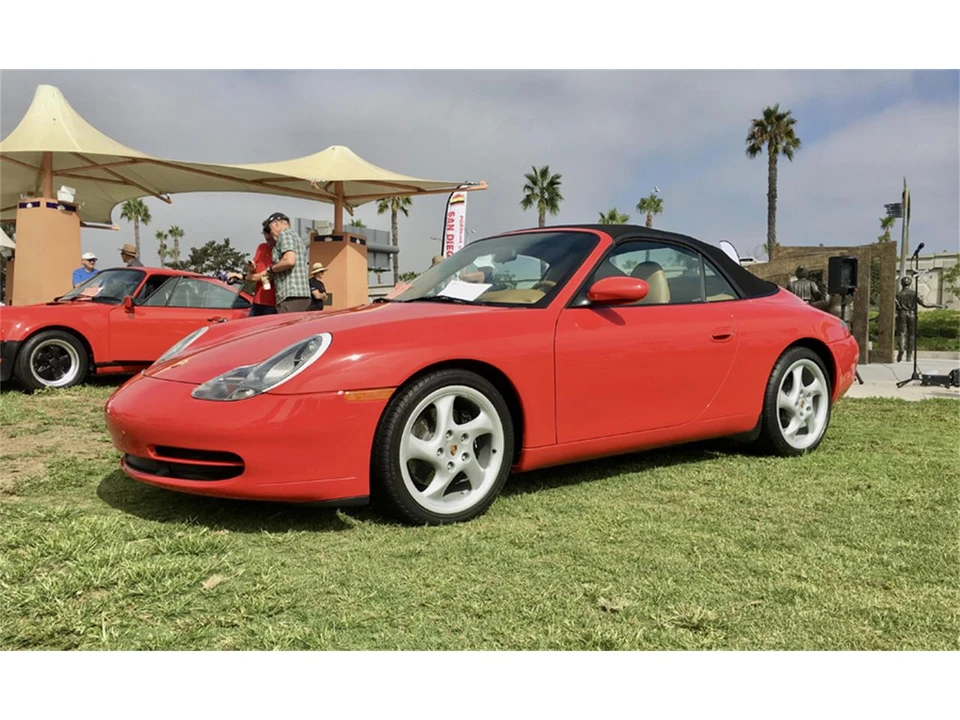 2001 Porsche 996 Carrera - Image 9 of 19