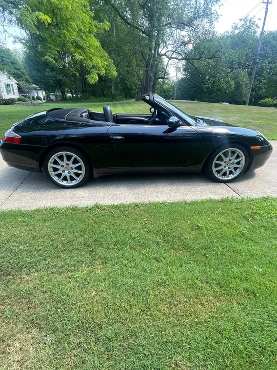 2001 Porsche 996 Carrera - Image 10 of 11