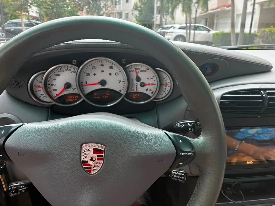 2001 Porsche 996 Carrera - Image 5 of 7