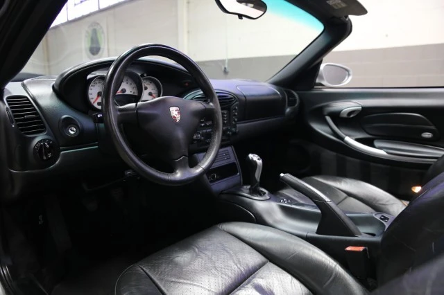 2001 Porsche 986 Boxster S - Image 10 of 24