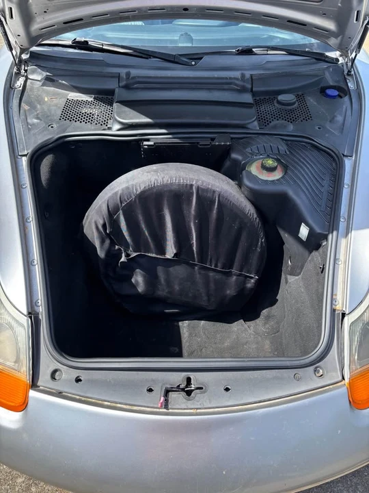 2001 Porsche 986 Boxster - Image 10 of 15
