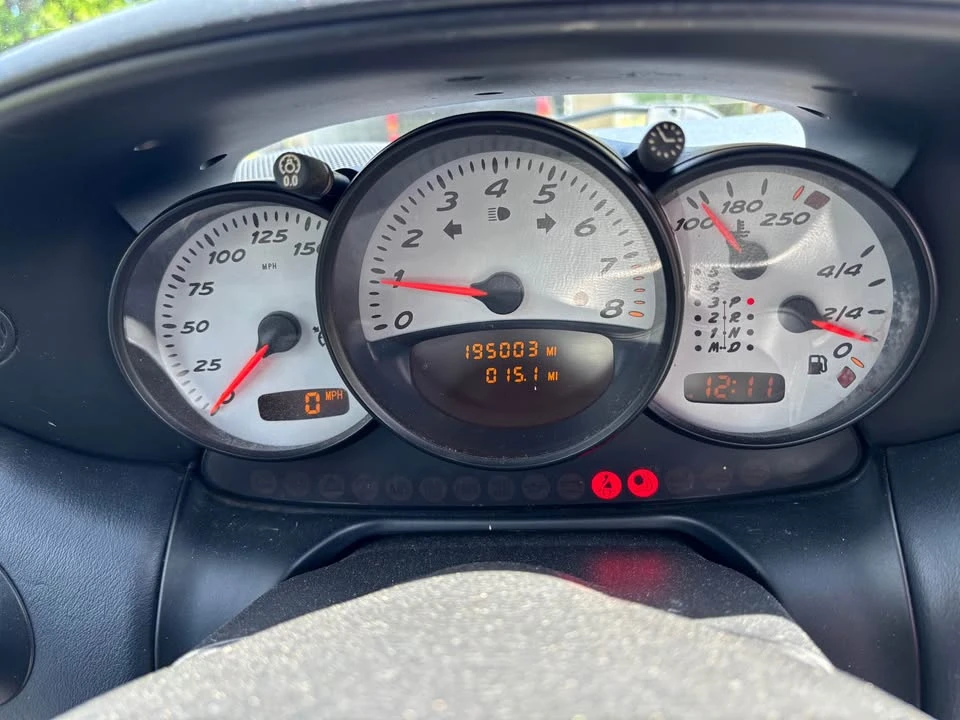 2001 Porsche 986 Boxster - Image 9 of 15
