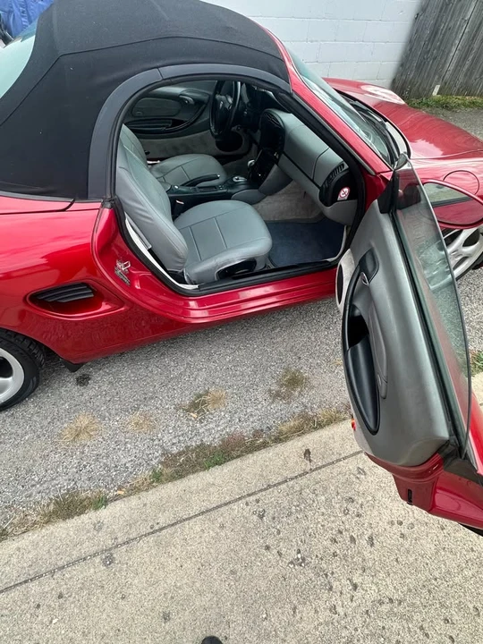 2001 Porsche 986 Boxster - Image 5 of 8