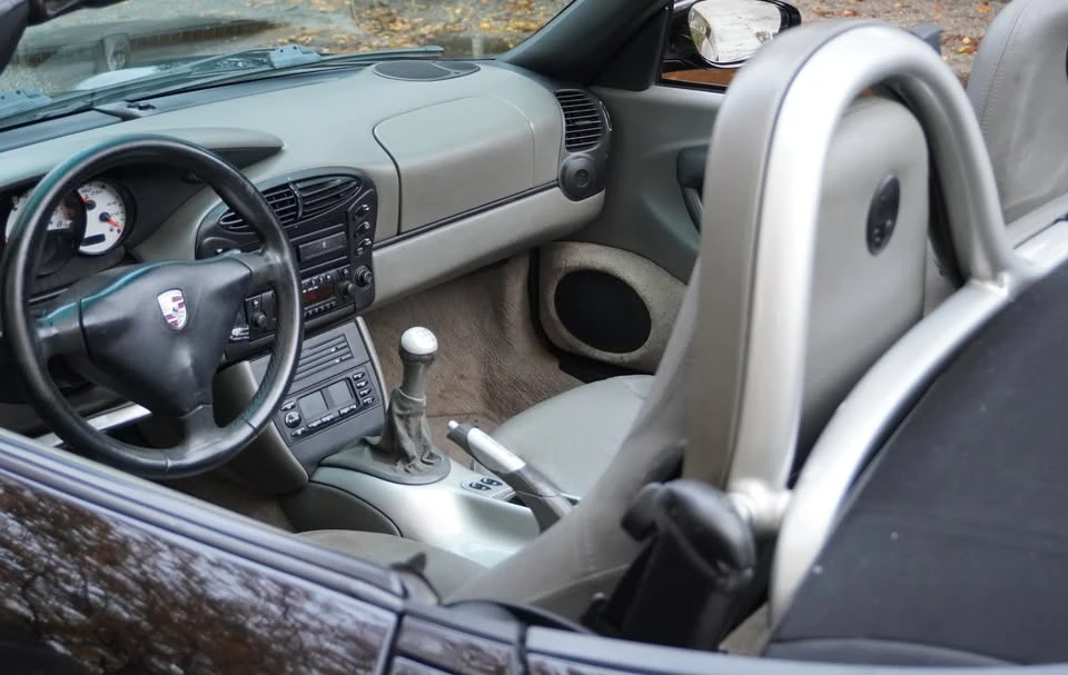 2001 Porsche 986 Boxster - Image 4 of 6