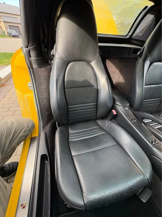 2001 Porsche 986 Boxster - Image 12 of 15
