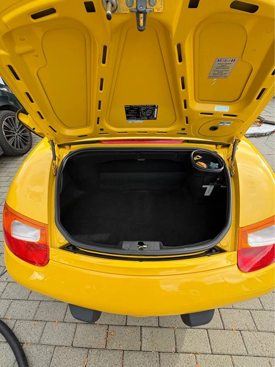 2001 Porsche 986 Boxster - Image 14 of 15