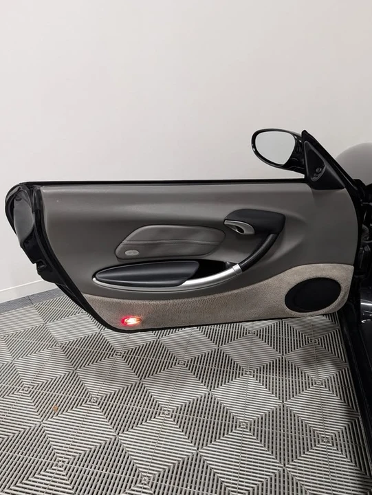2001 Porsche 986 Boxster - Image 19 of 20
