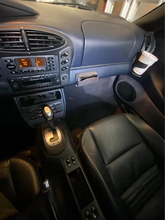 2001 Porsche 986 Boxster - Image 4 of 11