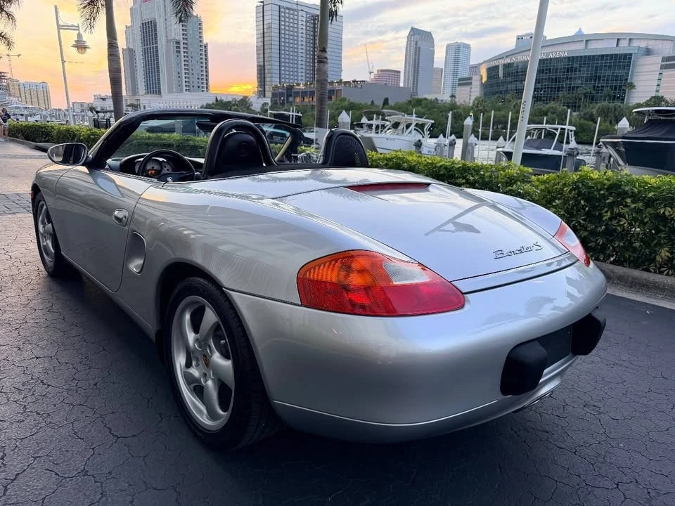 2001 Porsche 986 Boxster - Image 5 of 20
