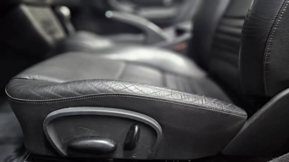 2001 Porsche 986 Boxster - Image 10 of 20