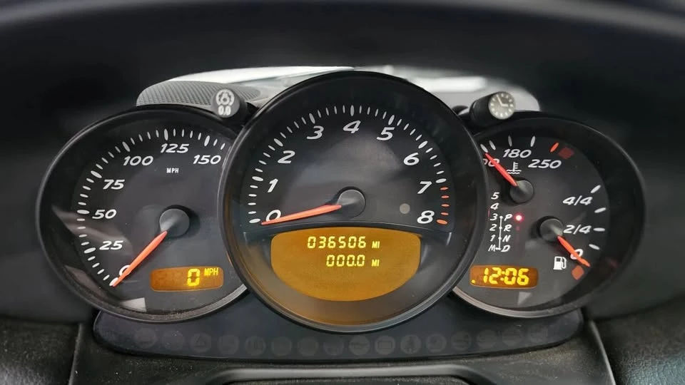 2001 Porsche 986 Boxster - Image 11 of 20