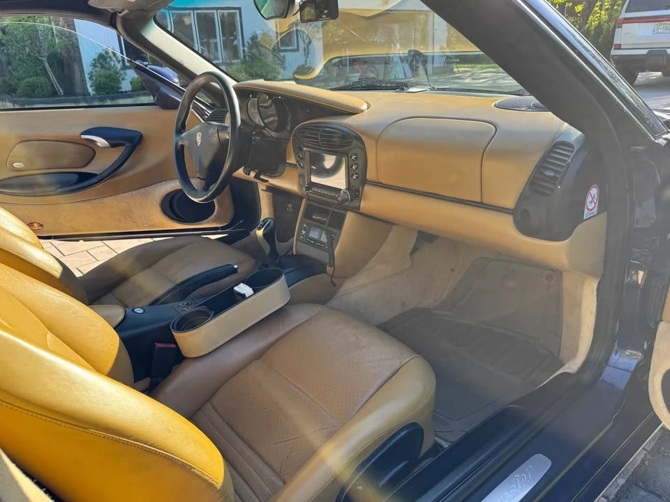 2001 Porsche 986 Boxster - Image 5 of 10