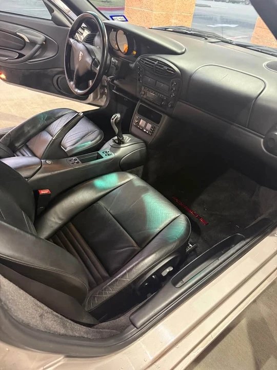 2001 Porsche 986 Boxster - Image 12 of 14