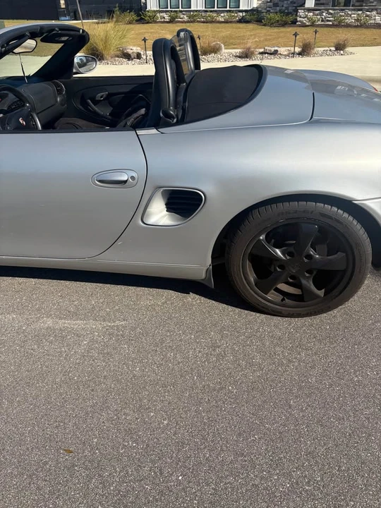 2001 Porsche 986 Boxster - Image 5 of 10