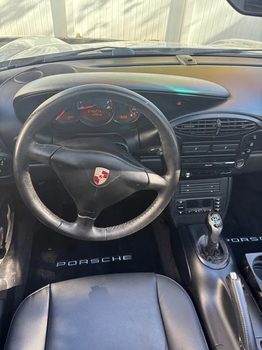 2001 Porsche 986 Boxster - Image 9 of 10