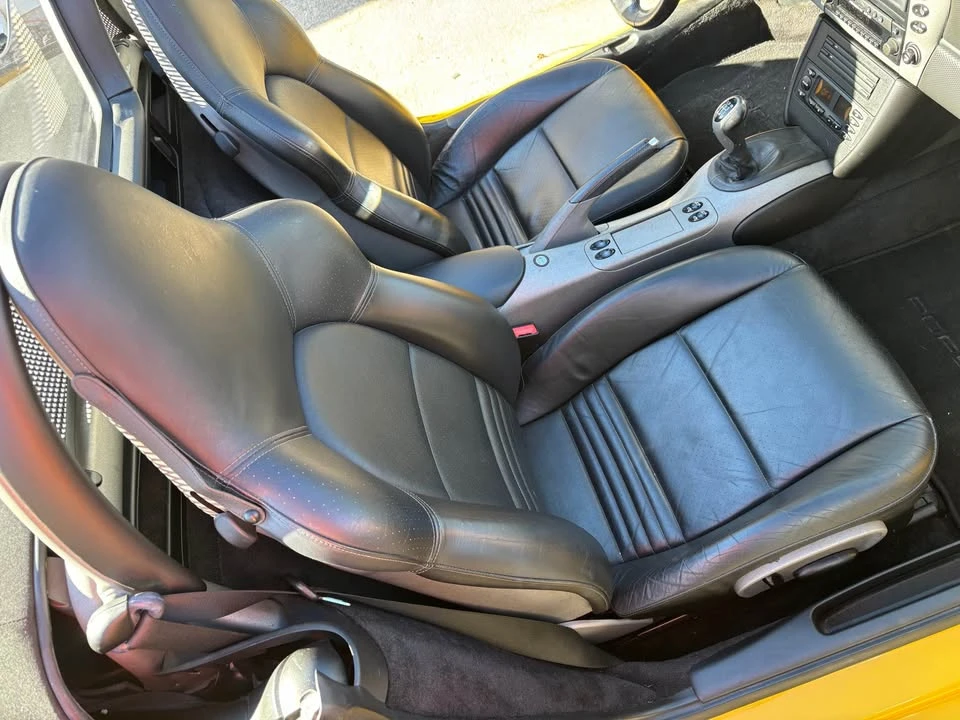 2001 Porsche 986 Boxster - Image 15 of 17