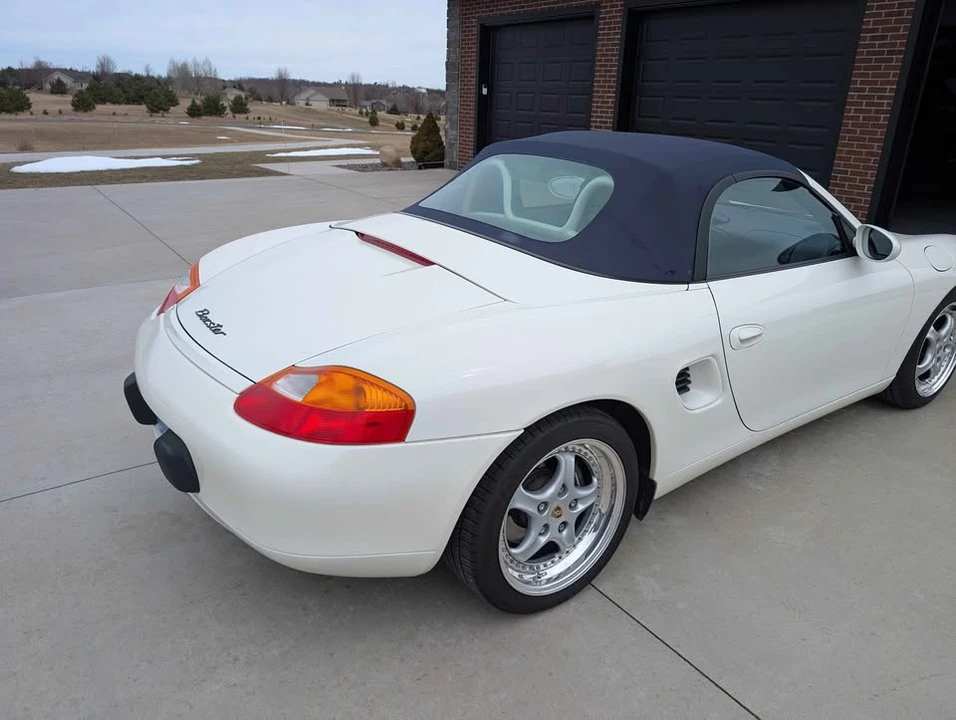 2001 Porsche 986 Boxster - Image 4 of 8