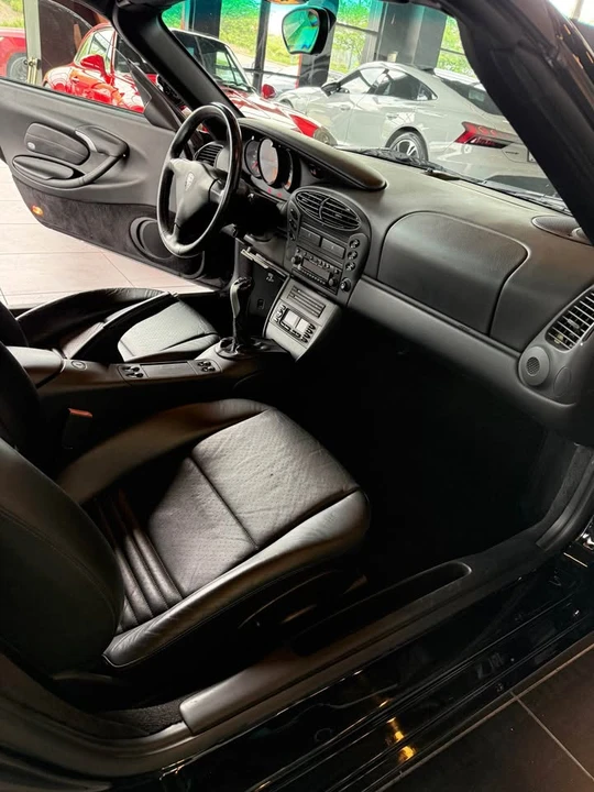 2001 Porsche 986 Boxster - Image 10 of 15