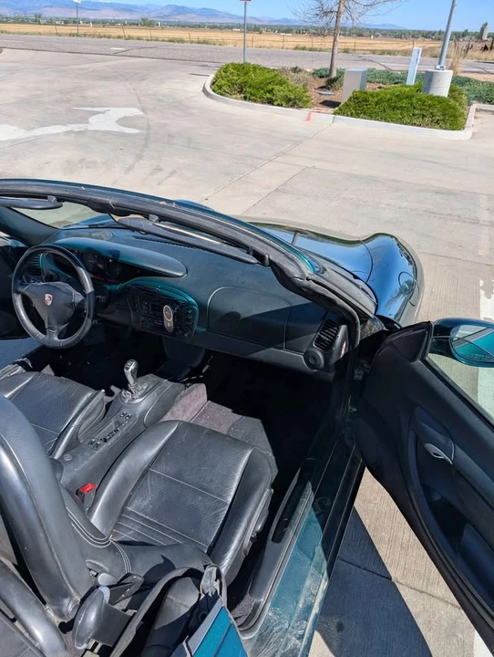 2001 Porsche 986 Boxster - Image 10 of 20