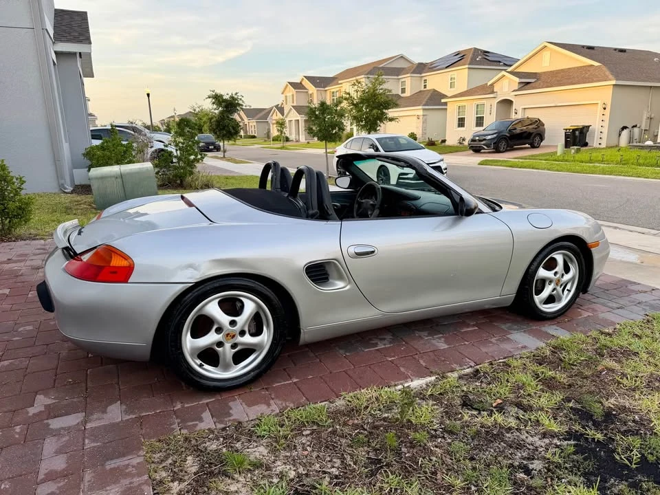 2001 Porsche 986 Boxster - Image 2 of 17