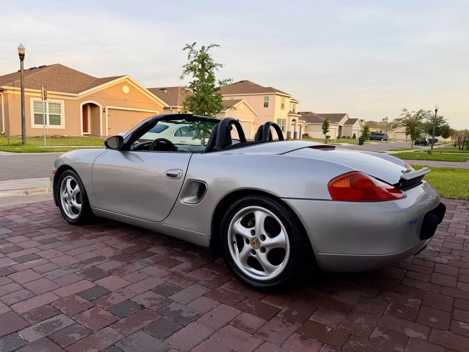 2001 Porsche 986 Boxster - Image 5 of 17