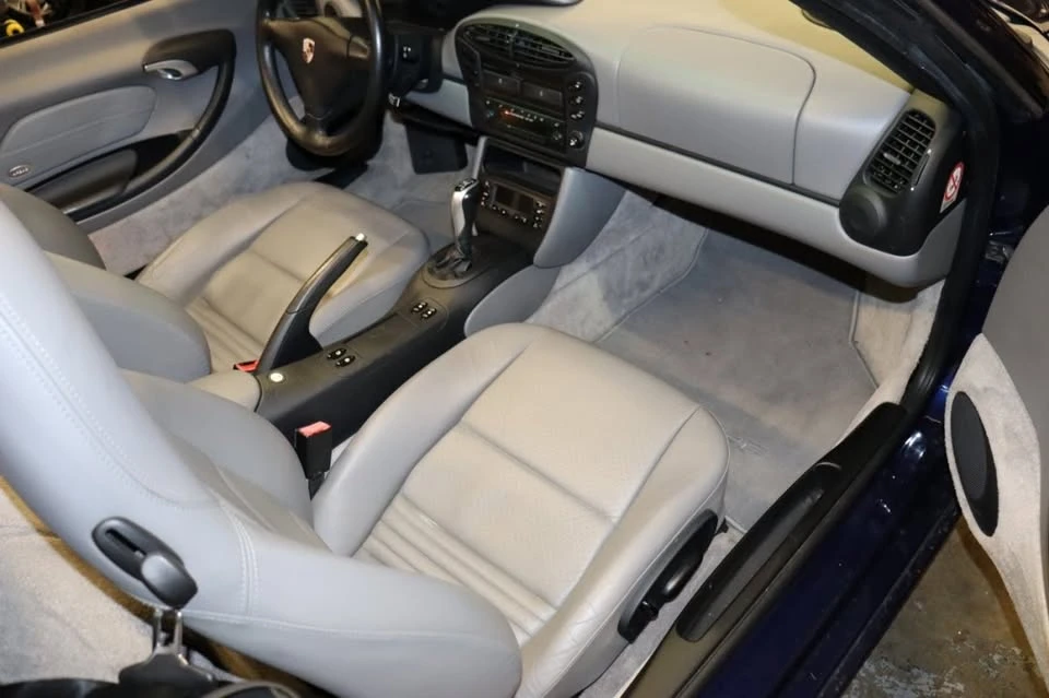 2001 Porsche 986 Boxster - Image 4 of 9