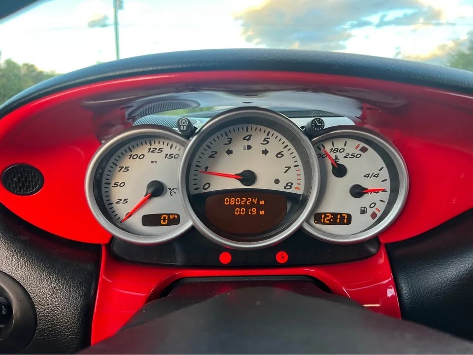 2001 Porsche 986 Boxster - Image 11 of 18