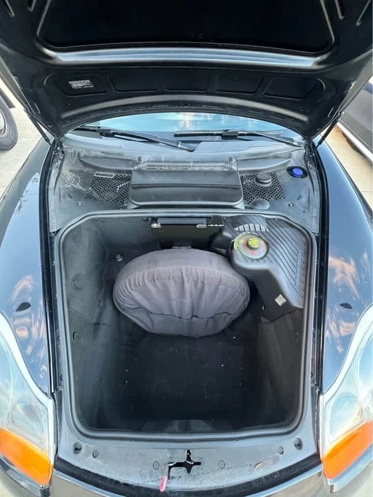 2001 Porsche 986 Boxster - Image 17 of 18