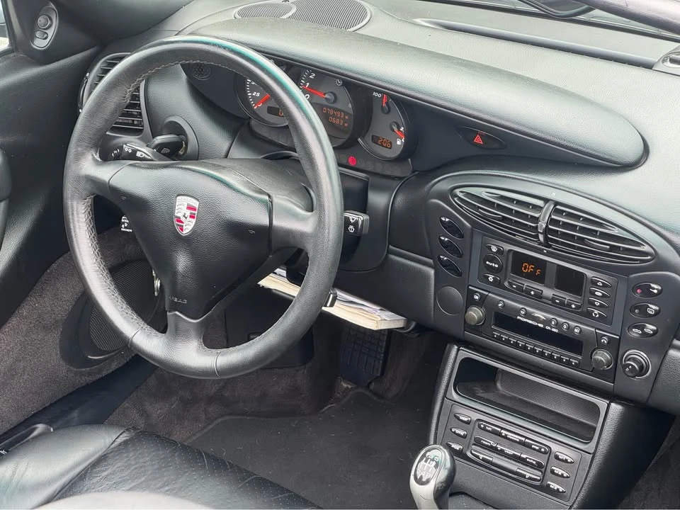 2001 Porsche 986 Boxster - Image 9 of 11