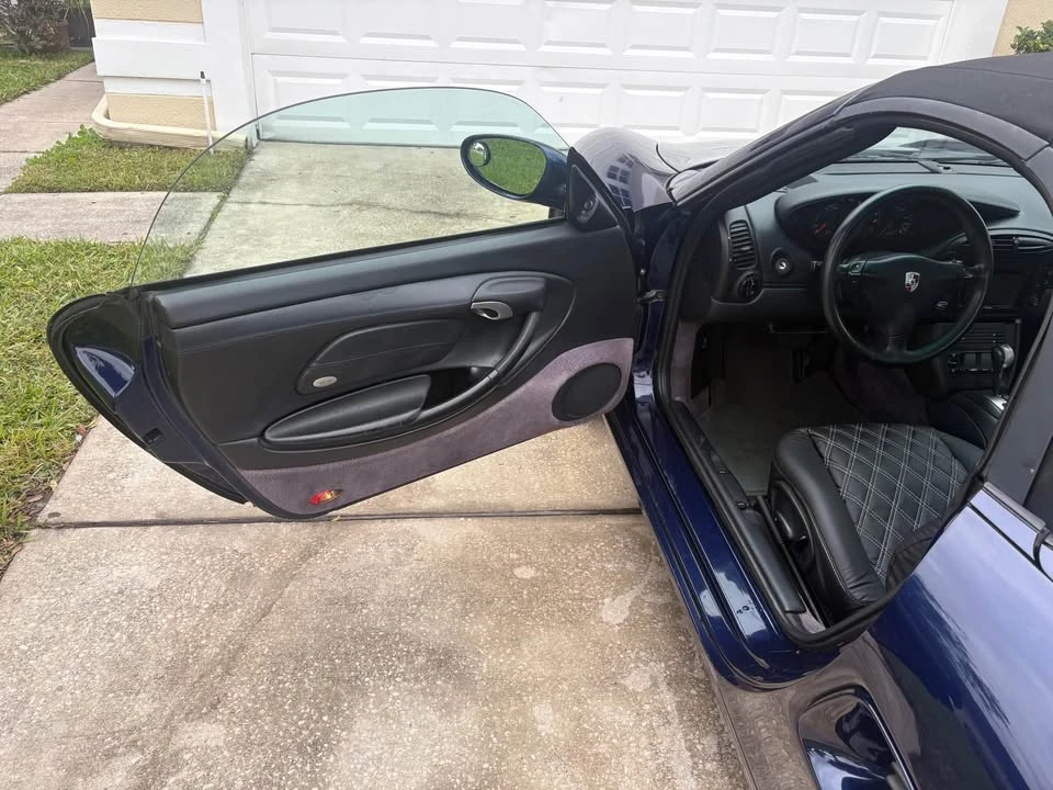 2001 Porsche 986 Boxster - Image 6 of 14