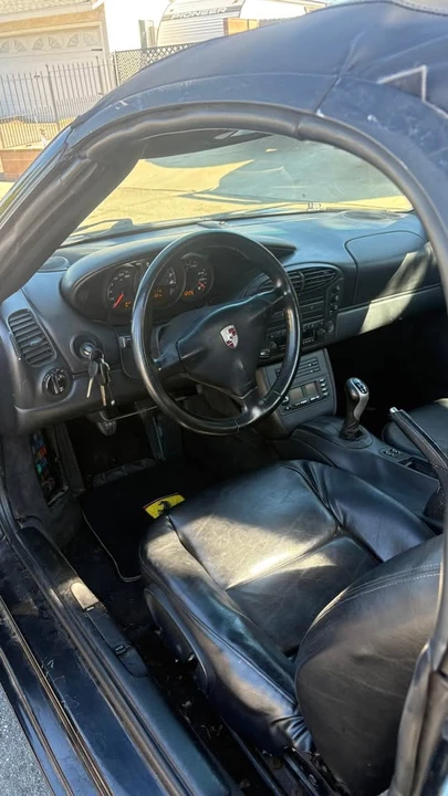 2001 Porsche 986 Boxster - Image 9 of 18