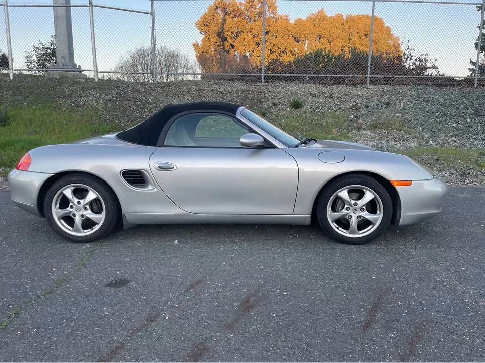 2001 Porsche 986 Boxster - Image 5 of 18